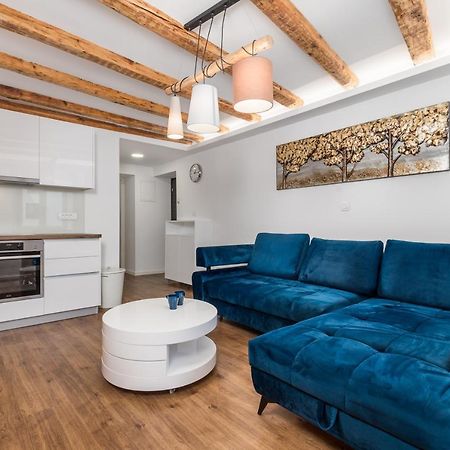 Central Apartments Dalmatina Rijeka Extérieur photo
